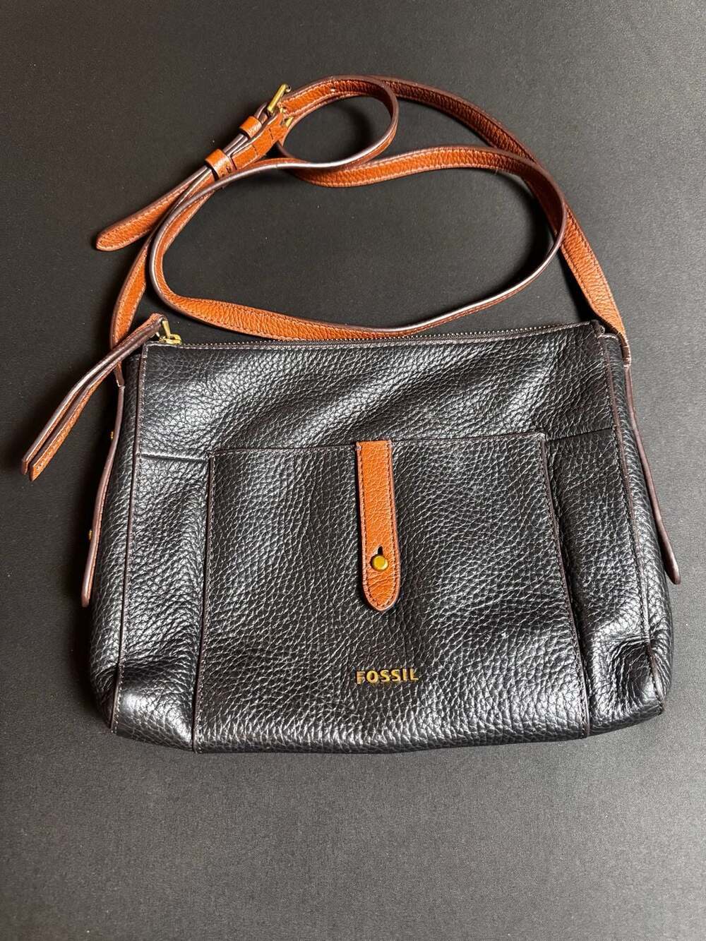 Fossil Gemma Pebble Leather Crossbody Bag in Black and Brown